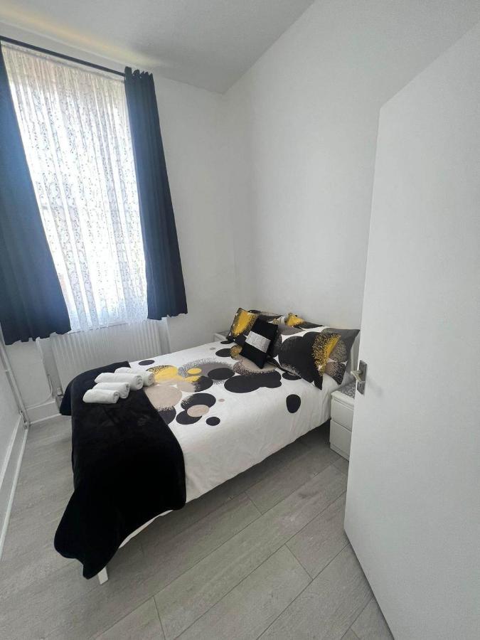 לונדון Fantastic 2 Bedroom Flat Close To King'S Cross מראה חיצוני תמונה